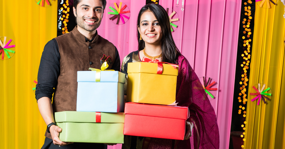 Buy/Send Unique Diwali Gifts Ideas For Girlfriend | Cadbury Gifting India